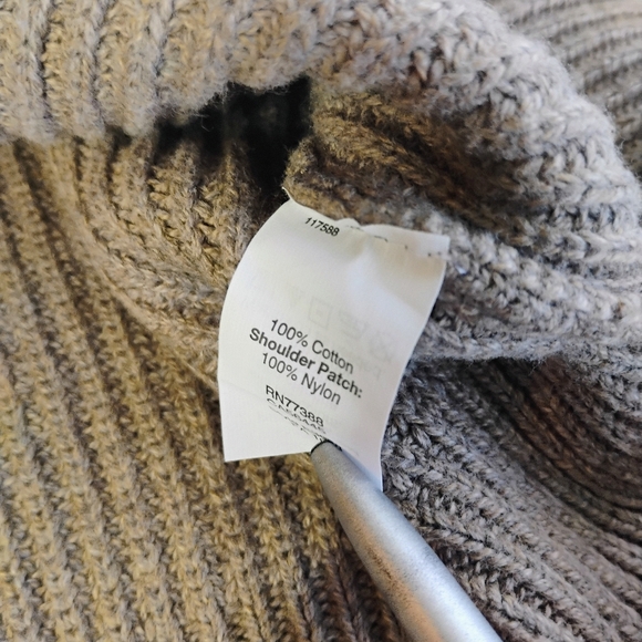 J Crew Ribbed Knit Cotton Crewneck Sweater Woodsman Shoulder Patch Mens Large - Picture 7 of 11